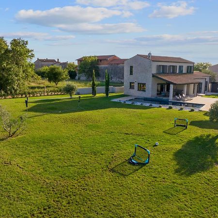 Villa Stellar Brtonigla Exterior photo