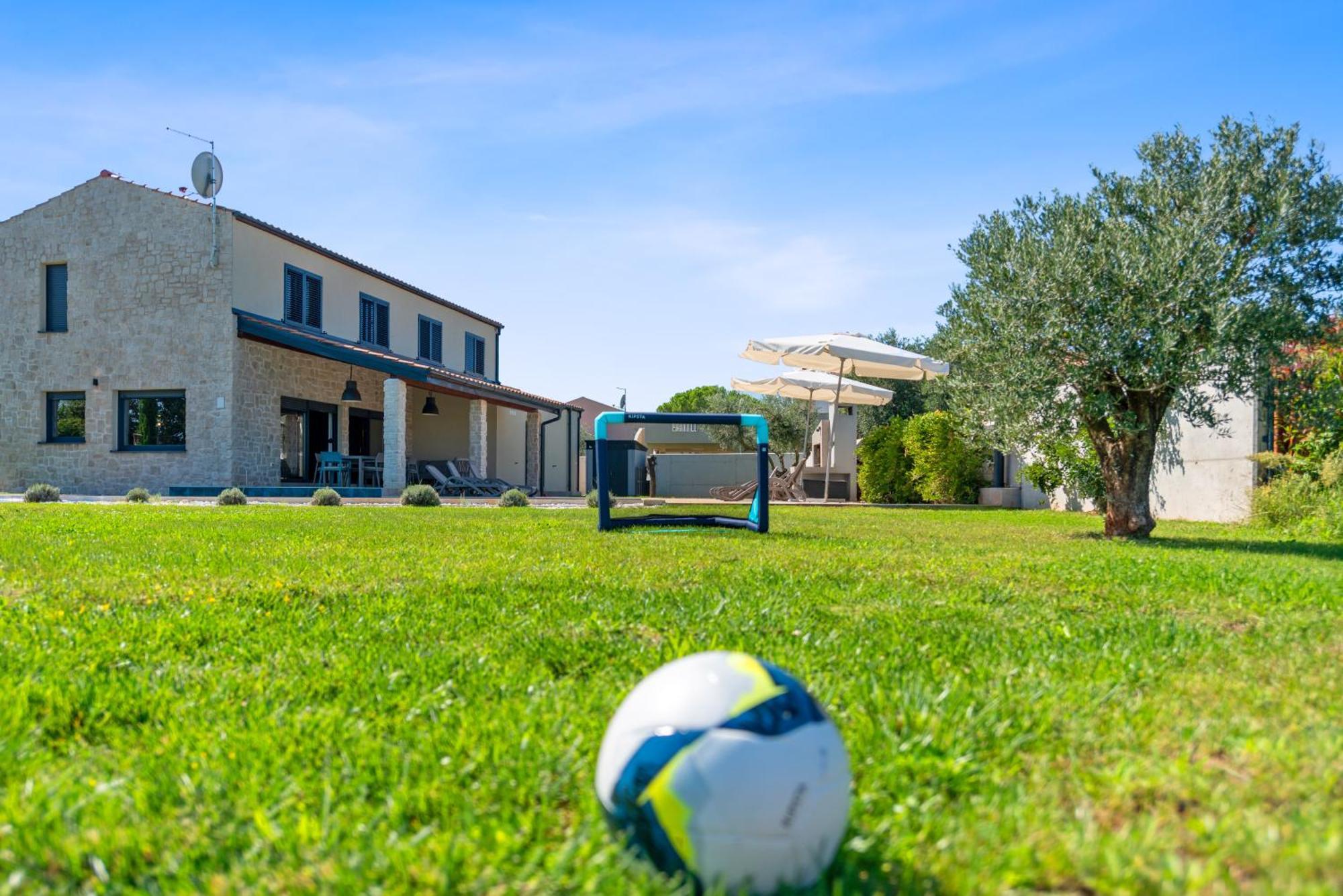 Villa Stellar Brtonigla Exterior photo